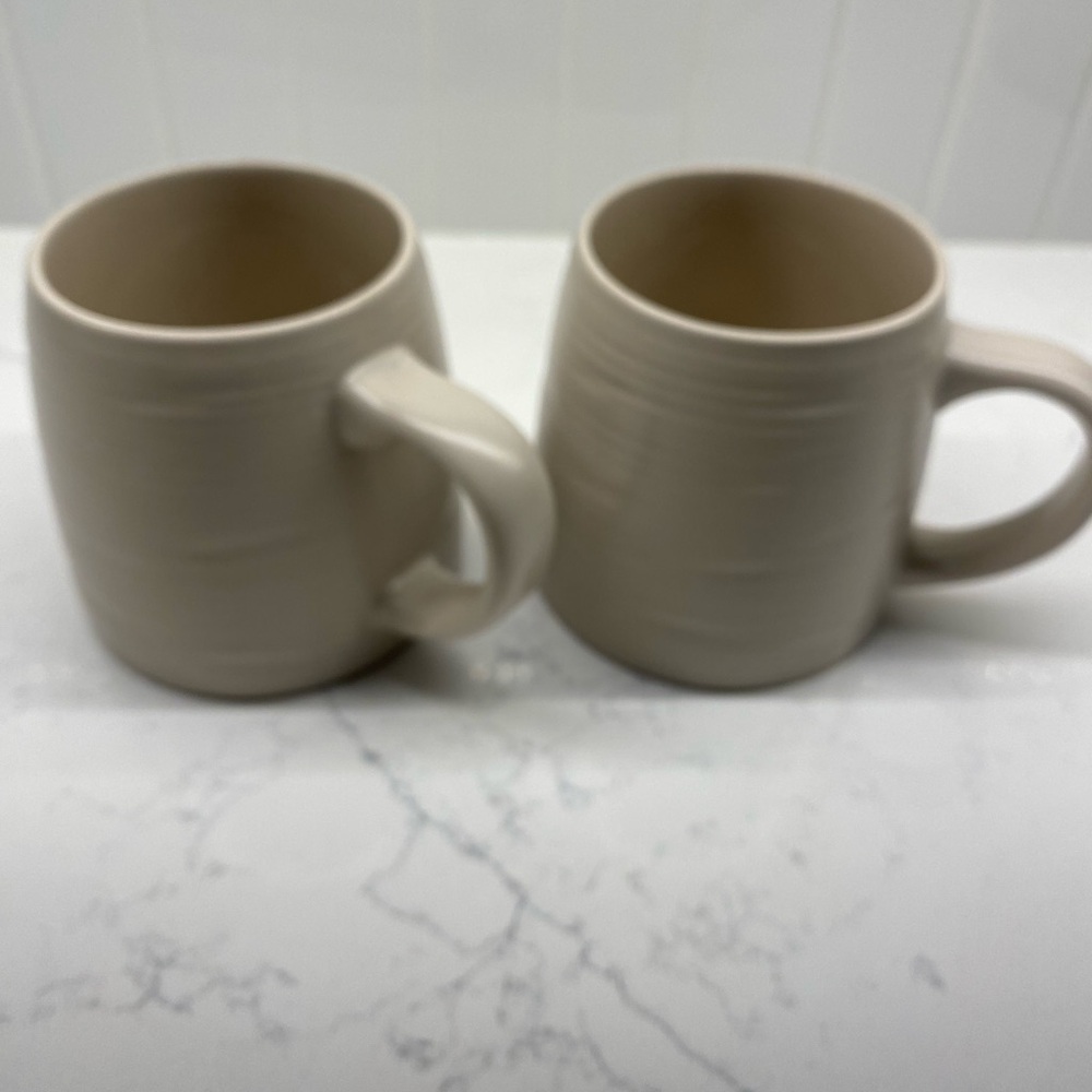 Danica Heirloom Stoneware Mug Set (2)